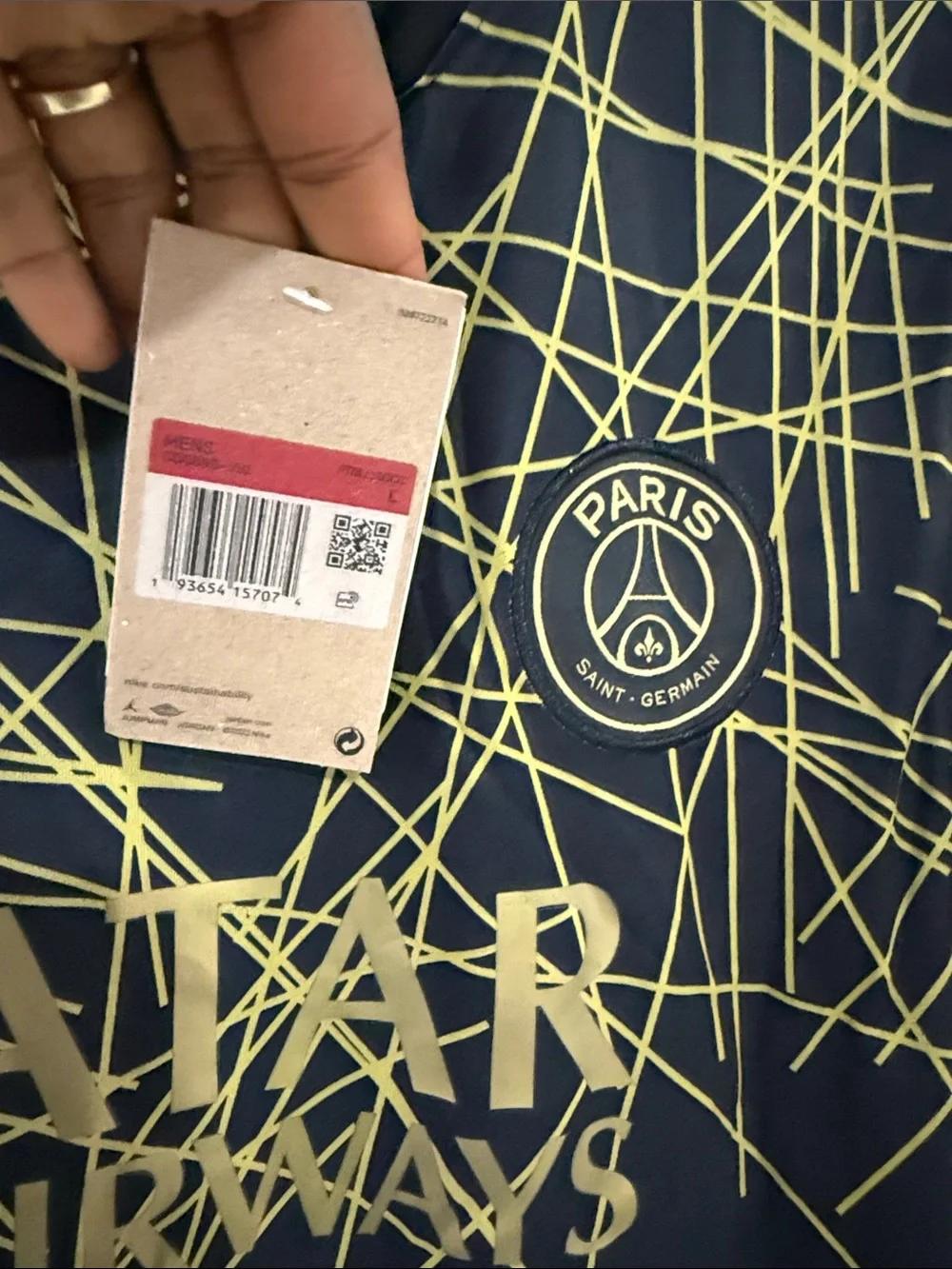 Messi Paris Saint-Germain Black & Gold Graphic Men’s Soccer Jersey